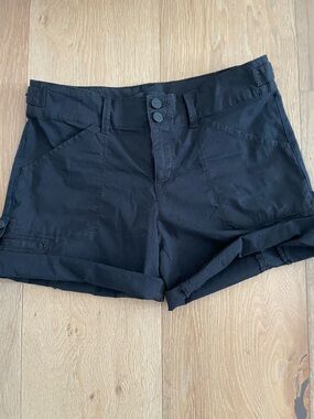 Sanctuary Black Women's Casual Roll-Hem Shorts size 26